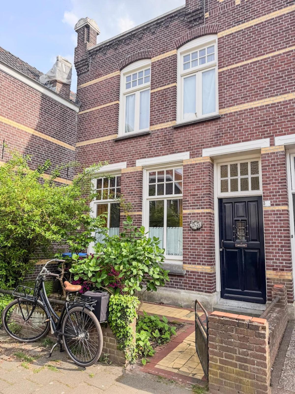 Apartment Sfeervolle Vooroorlogse Woning Nabij Centrum *