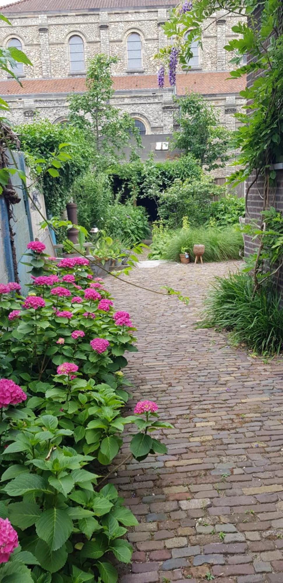 Apartment Sfeervolle Vooroorlogse Woning Nabij Centrum