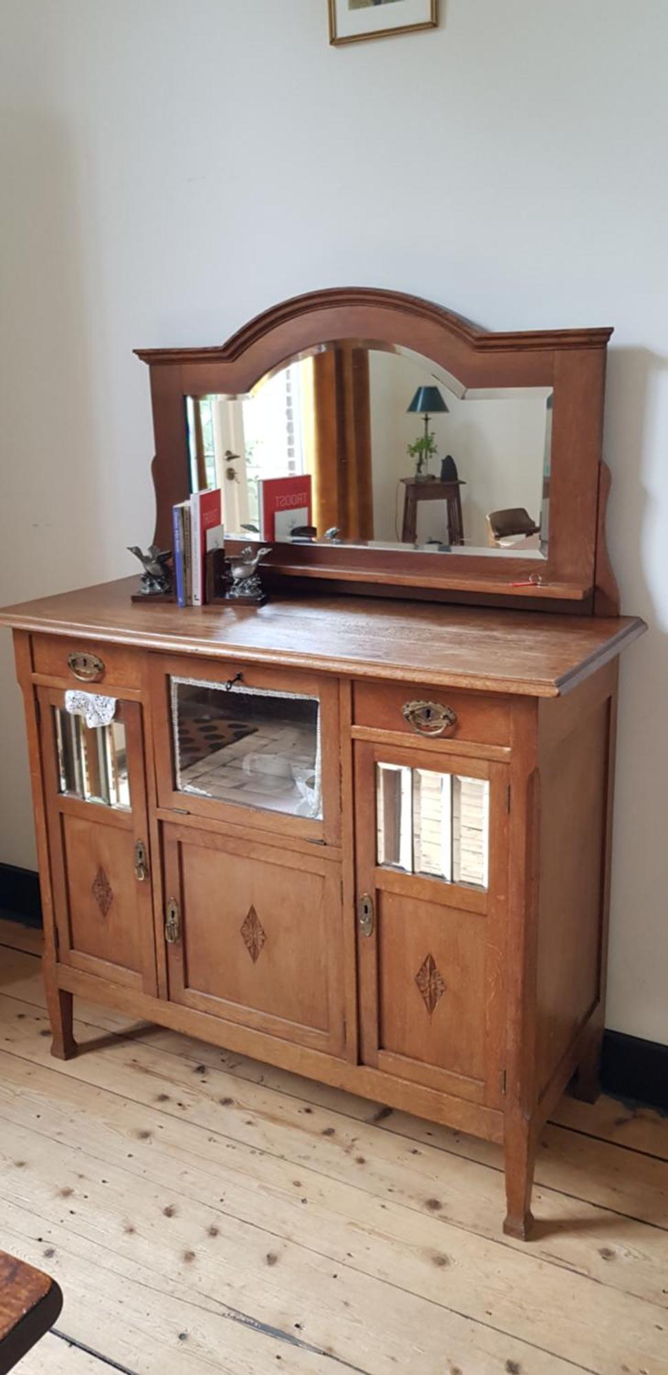 Sfeervolle Vooroorlogse Woning Nabij Centrum *